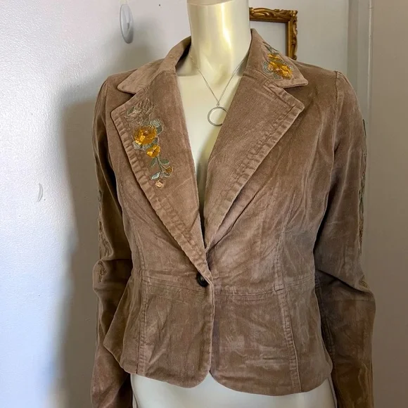 New True meaning corduroy embroidered floral jacket size Large New With Tags A7 - Picture 3 of 16